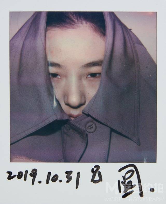 宝丽来模特