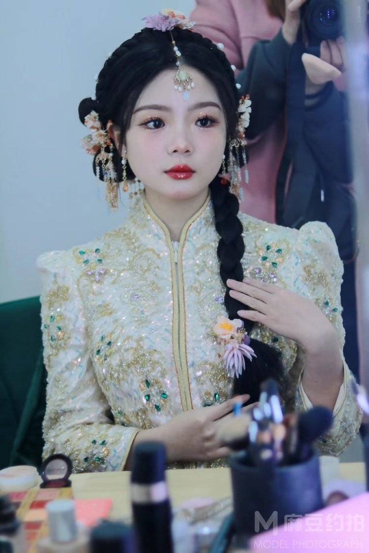 妆容模特