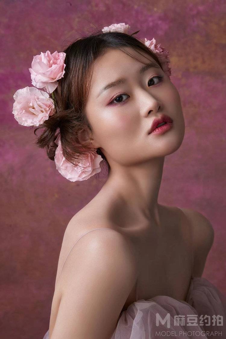 妆容模特