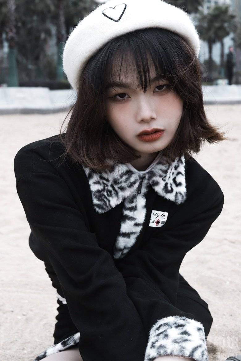 情绪模特
