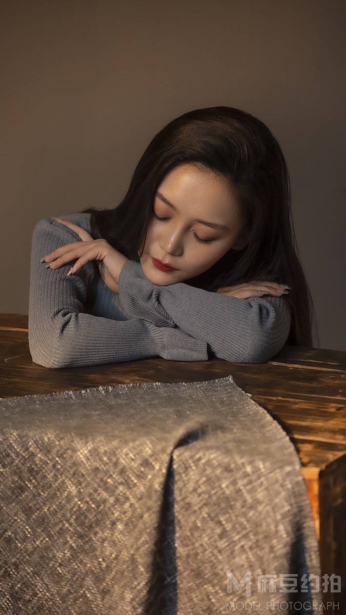胶片模特