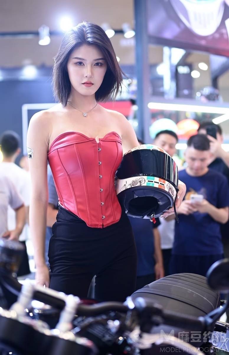 纪实模特