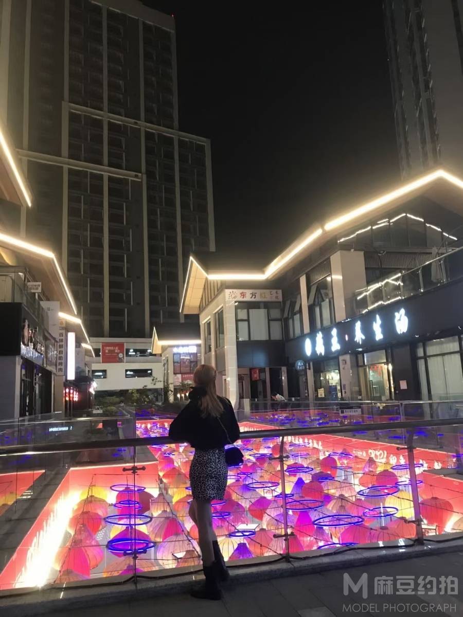 情侣模特
