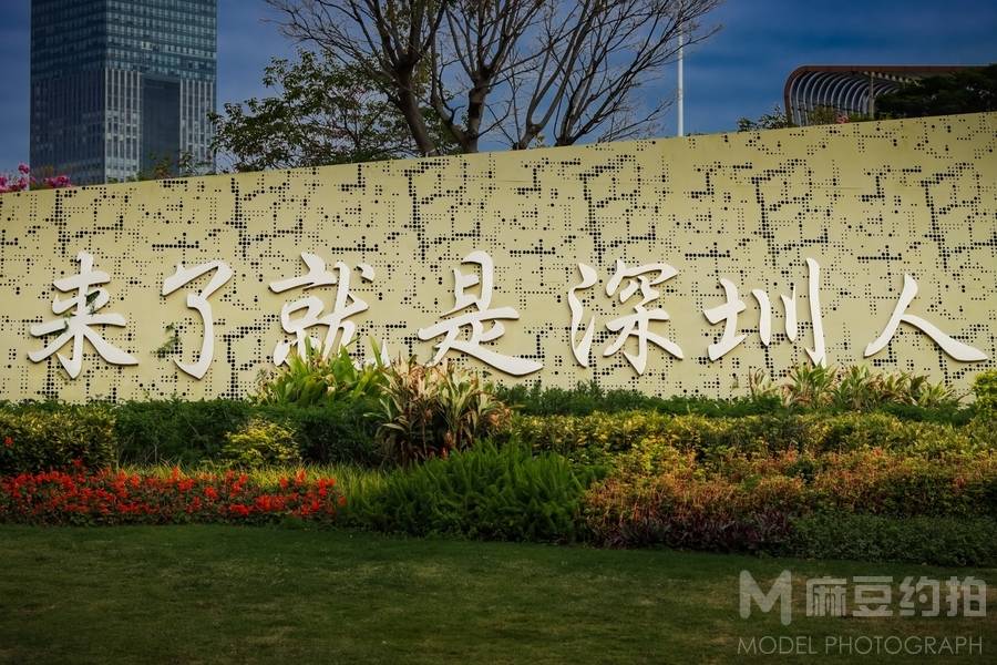 黑白模特