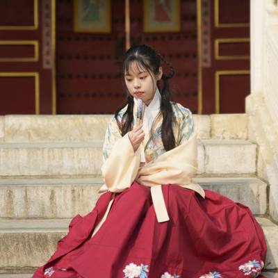 汉服模特