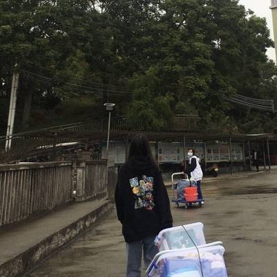 校园模特