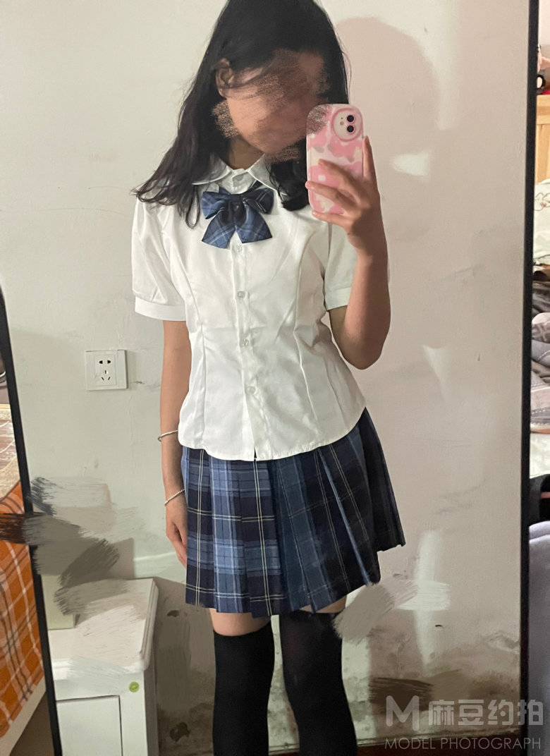 黑白模特