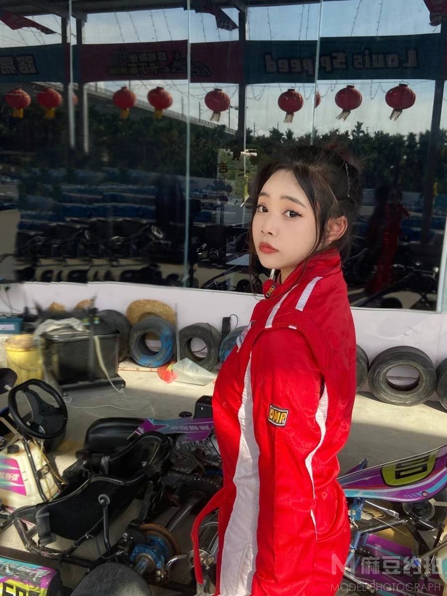 纪实模特