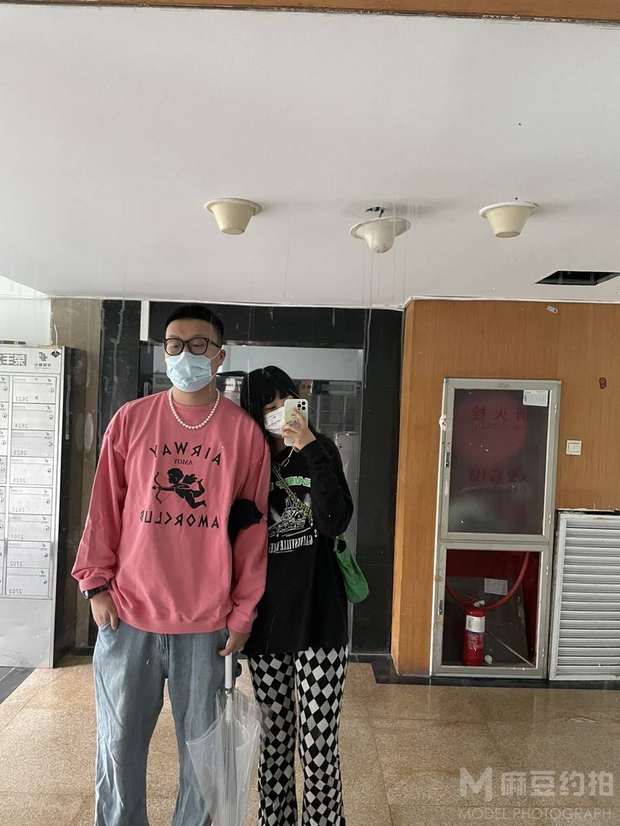 情侣模特