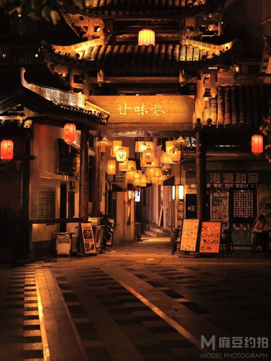 夜景模特