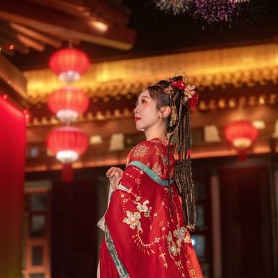 汉服模特