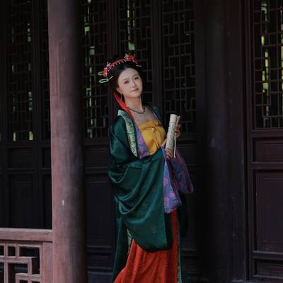 汉服模特