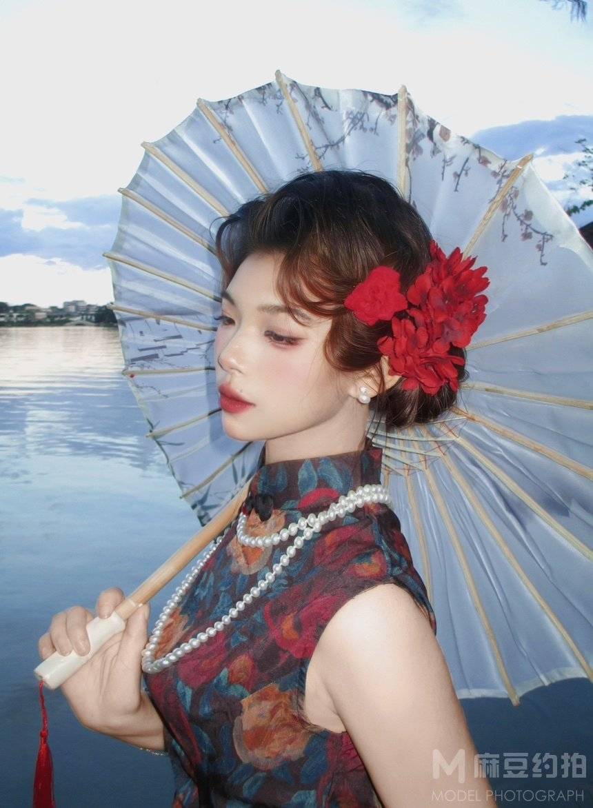 民国模特