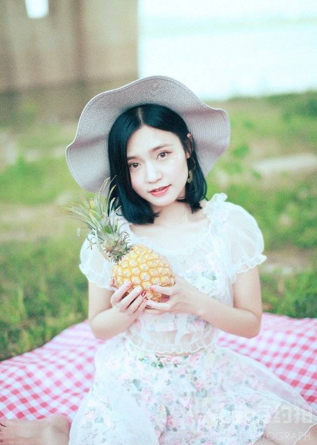 校园模特