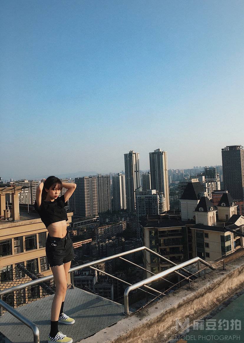 胶片模特