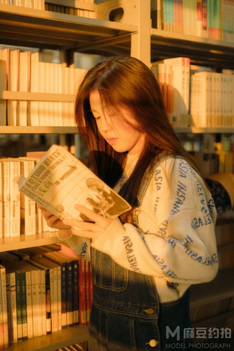 胶片模特