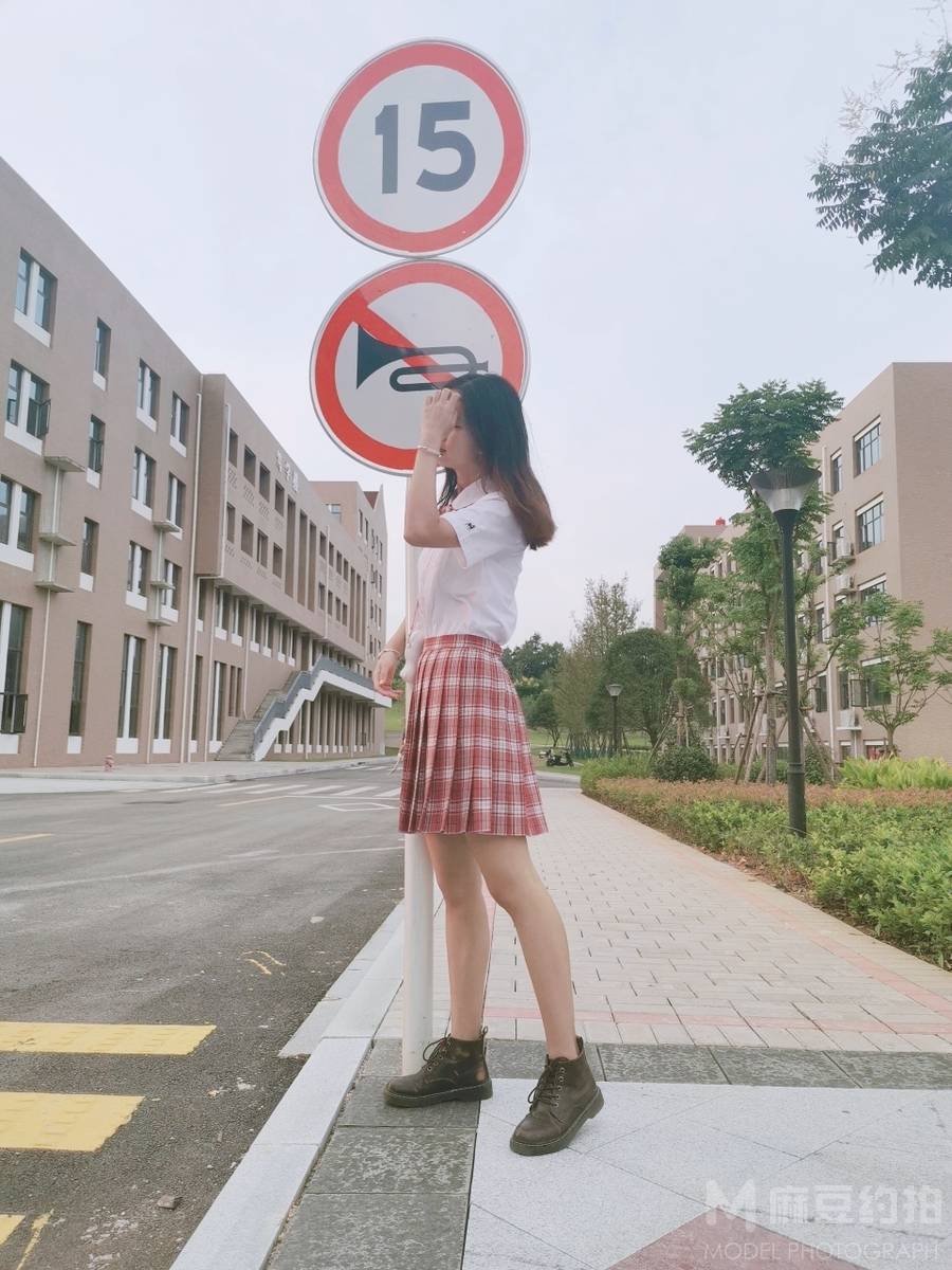 校园模特