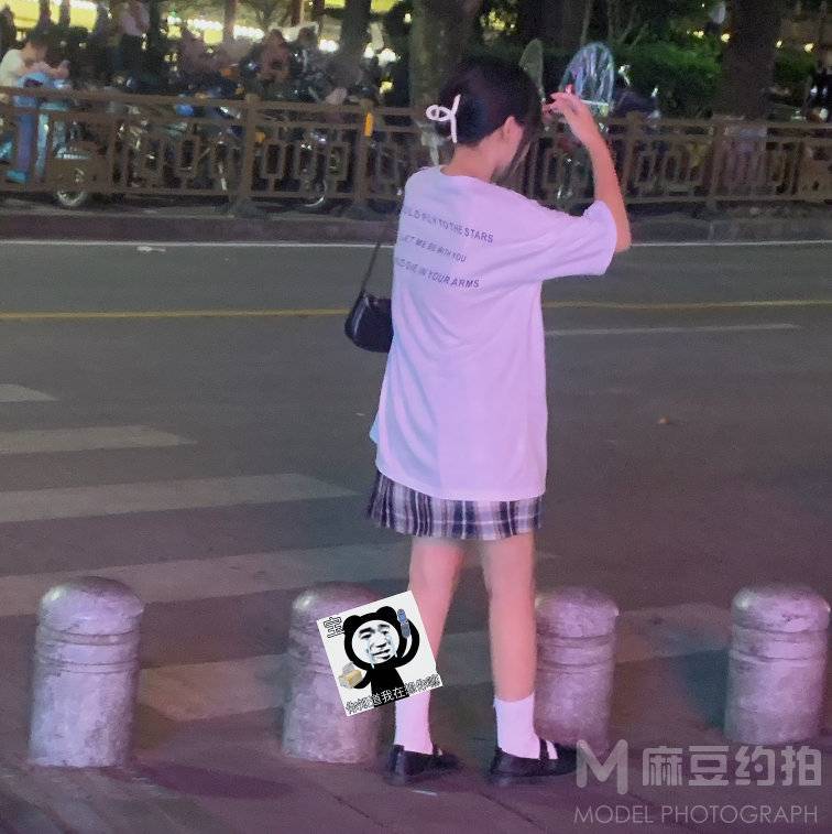 校园模特