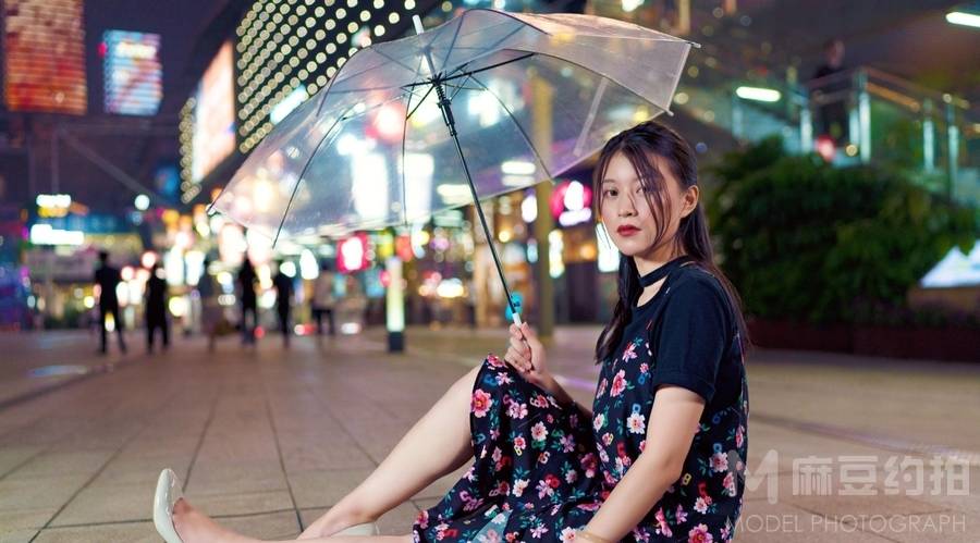 夜景模特