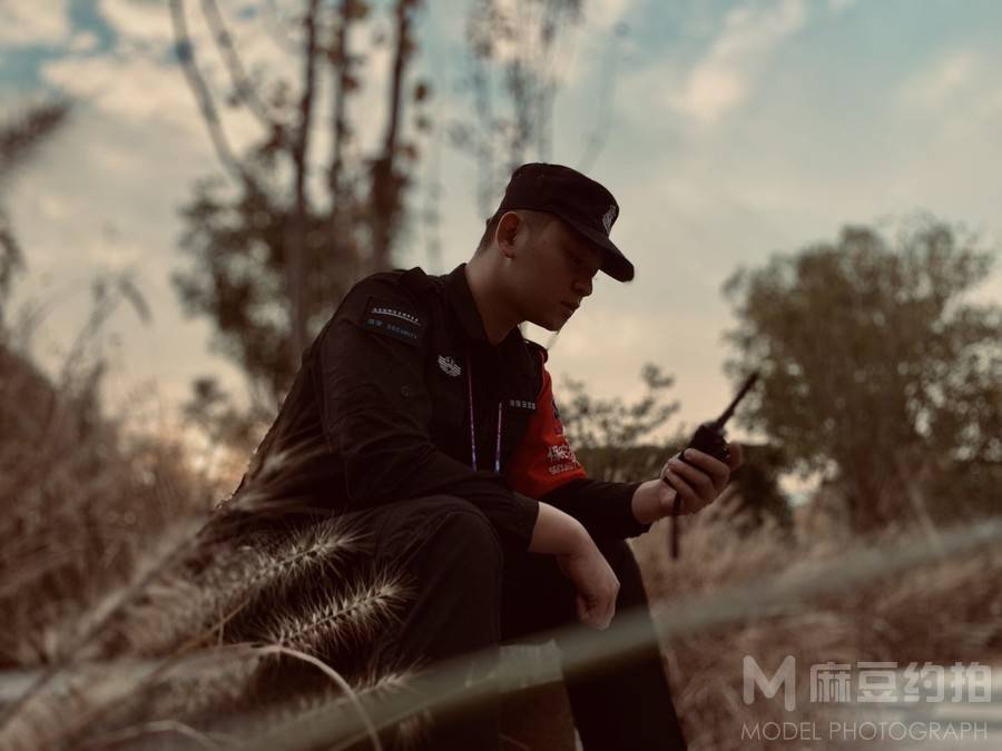 情绪模特