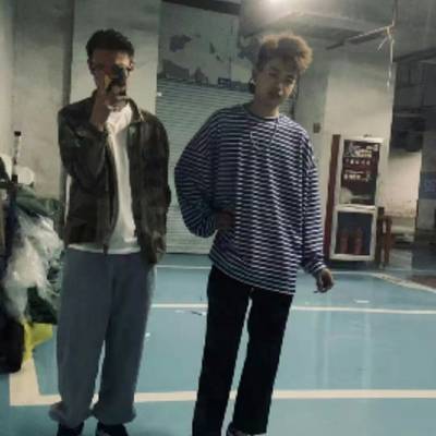 黑白模特
