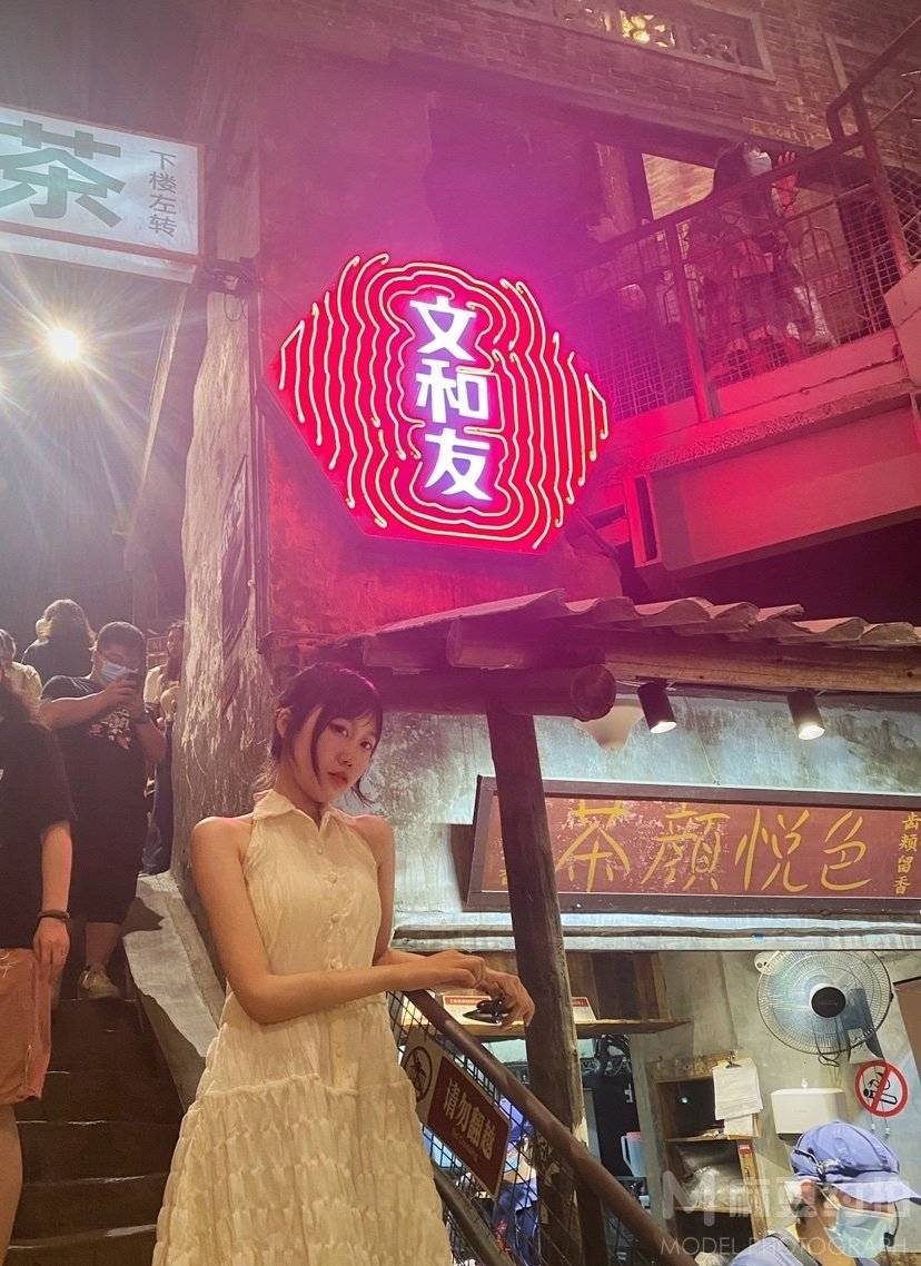 暗黑模特