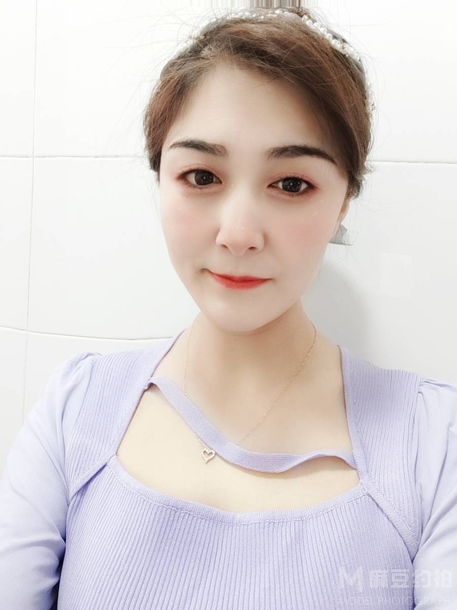 纪实模特