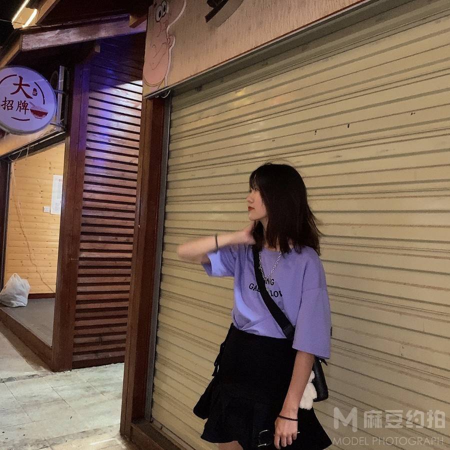 校园模特
