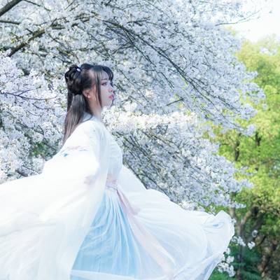 汉服模特