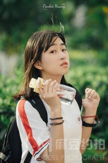 校园模特