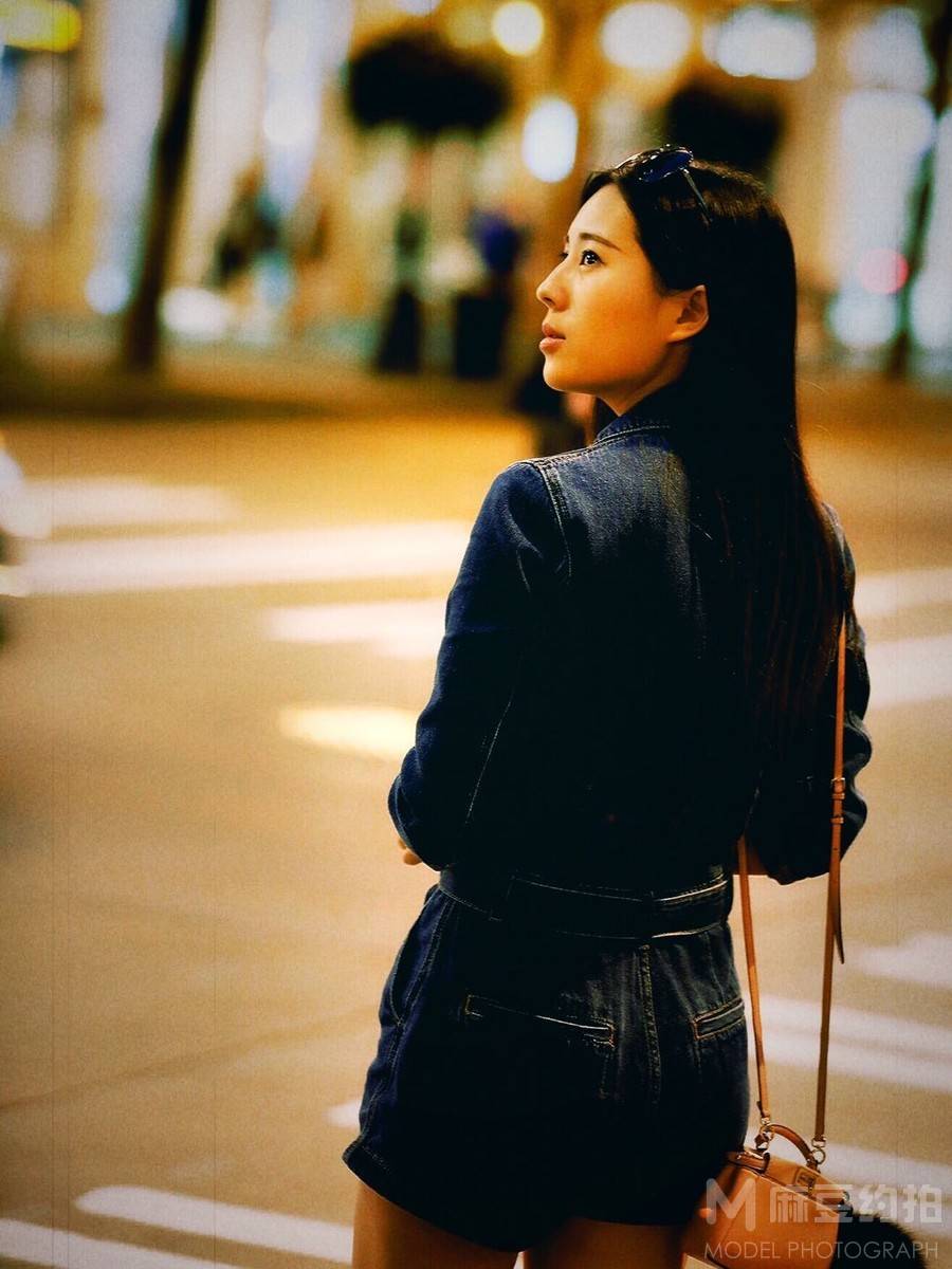 夜景模特