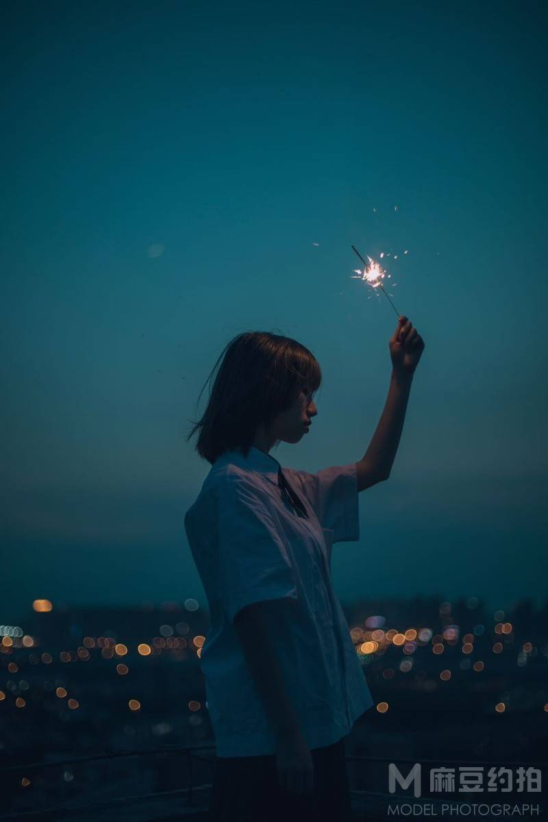 夜景模特