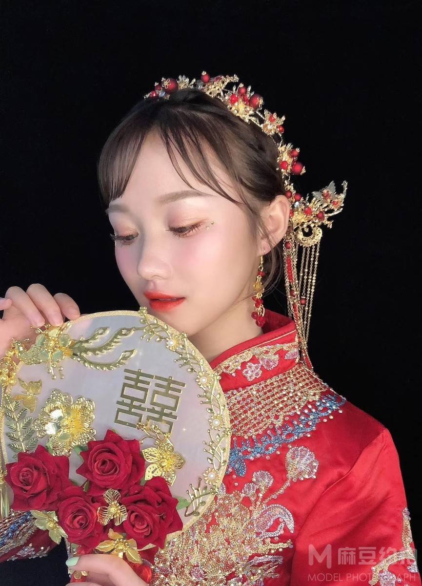 妆容模特