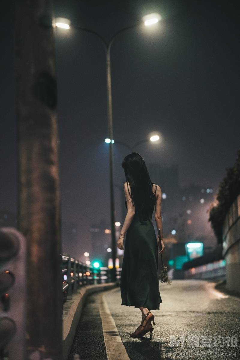 夜景模特