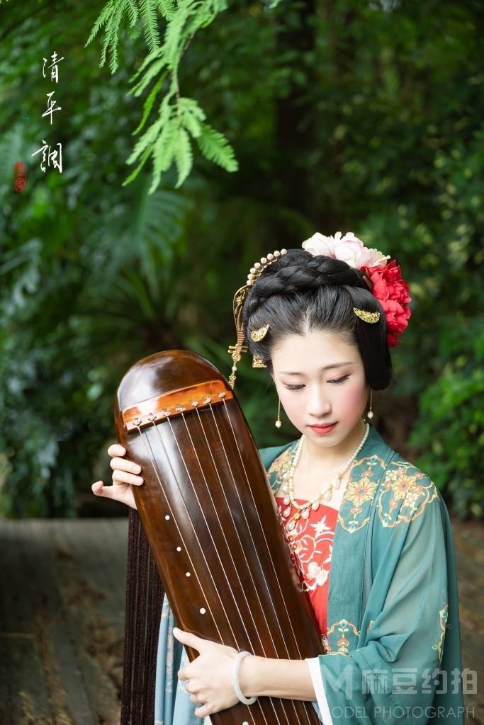 民国模特