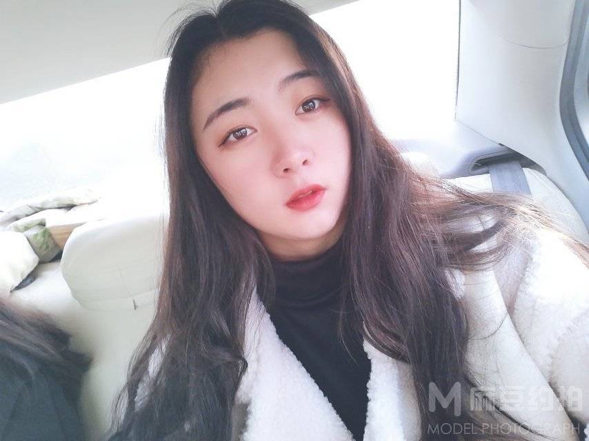 纪实模特