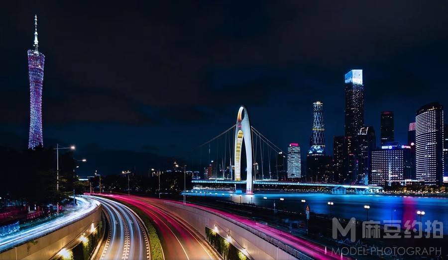 夜景模特