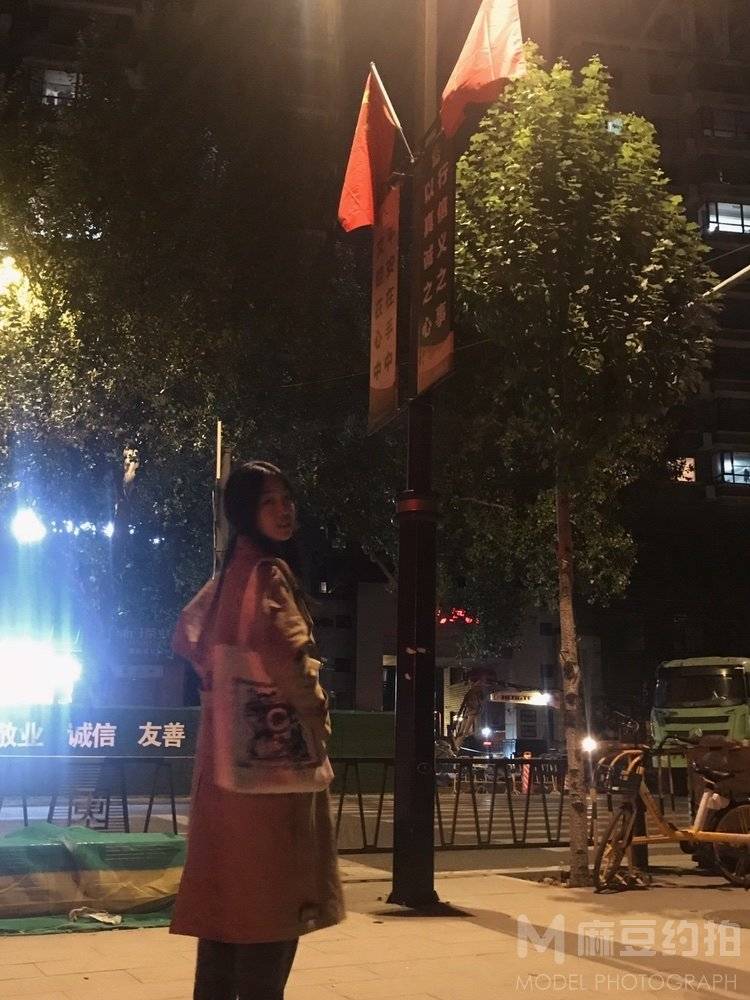 校园模特