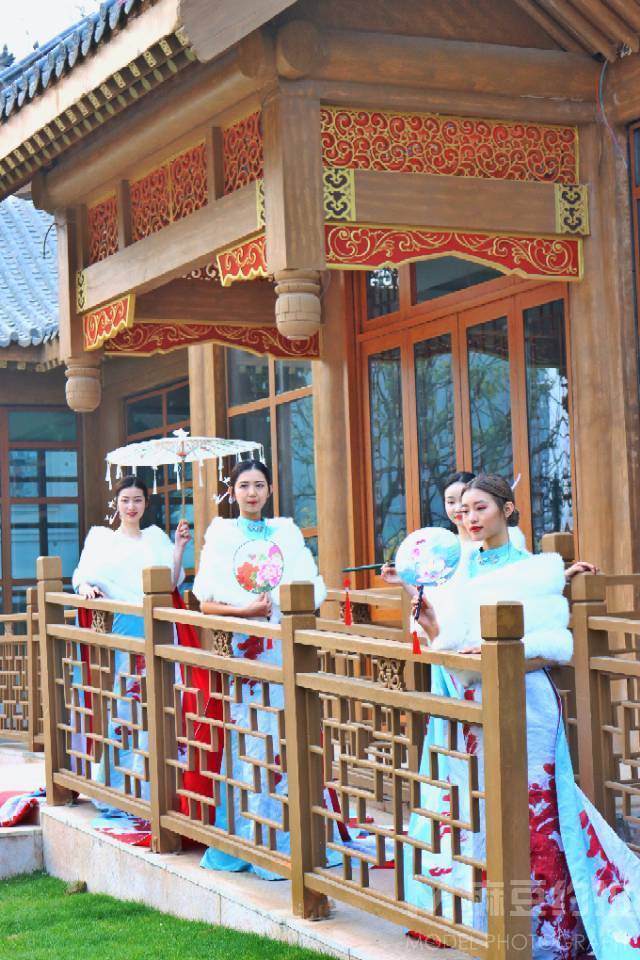 民国模特