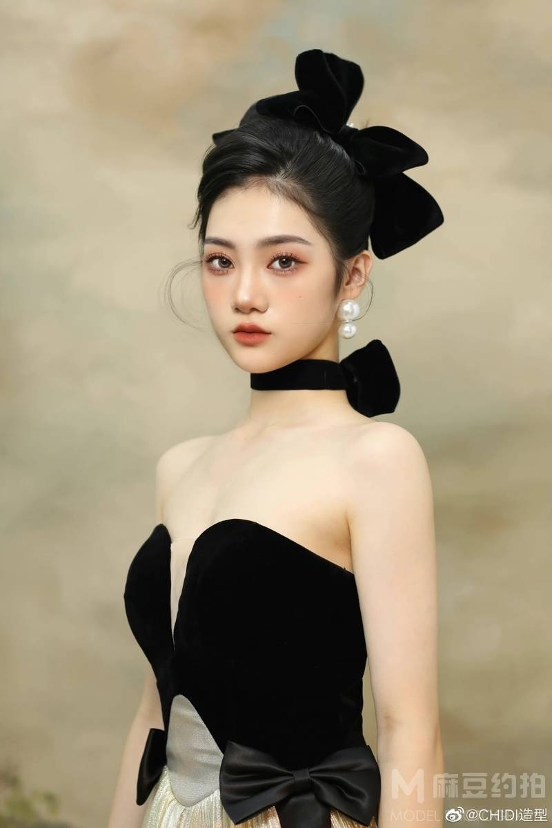 妆容模特