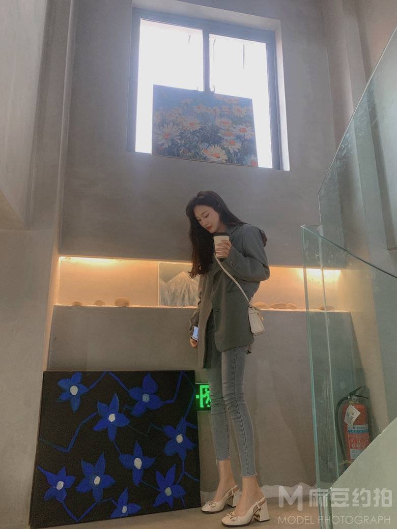 校园模特