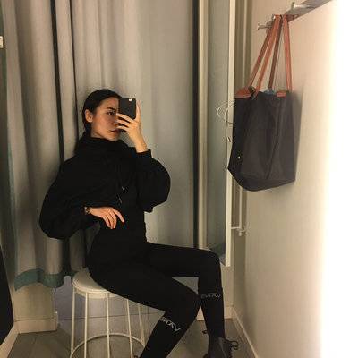 黑白模特
