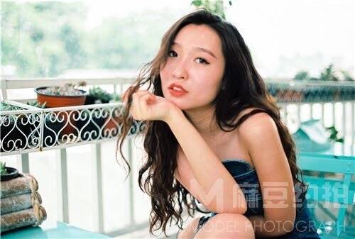 胶片模特