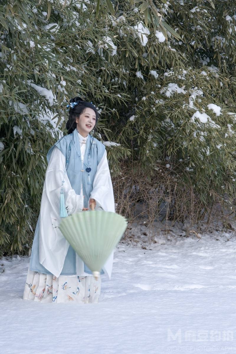清新模特