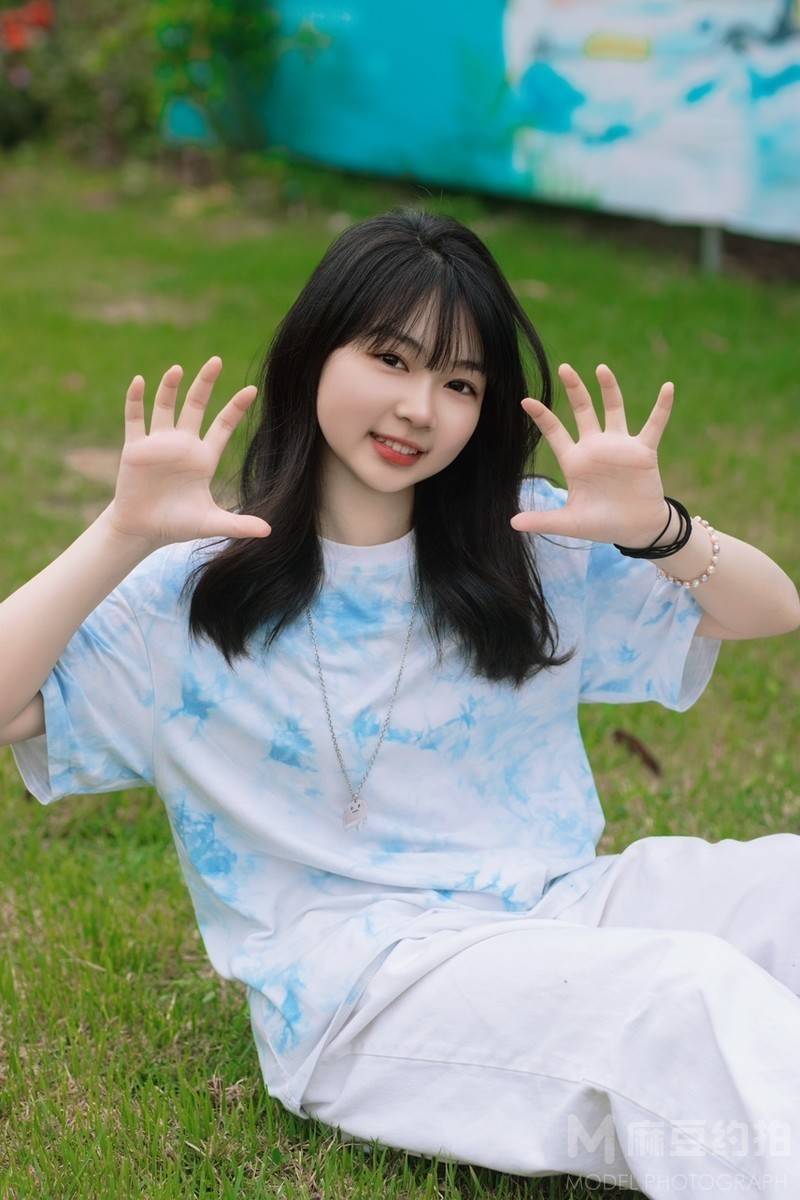 清新模特