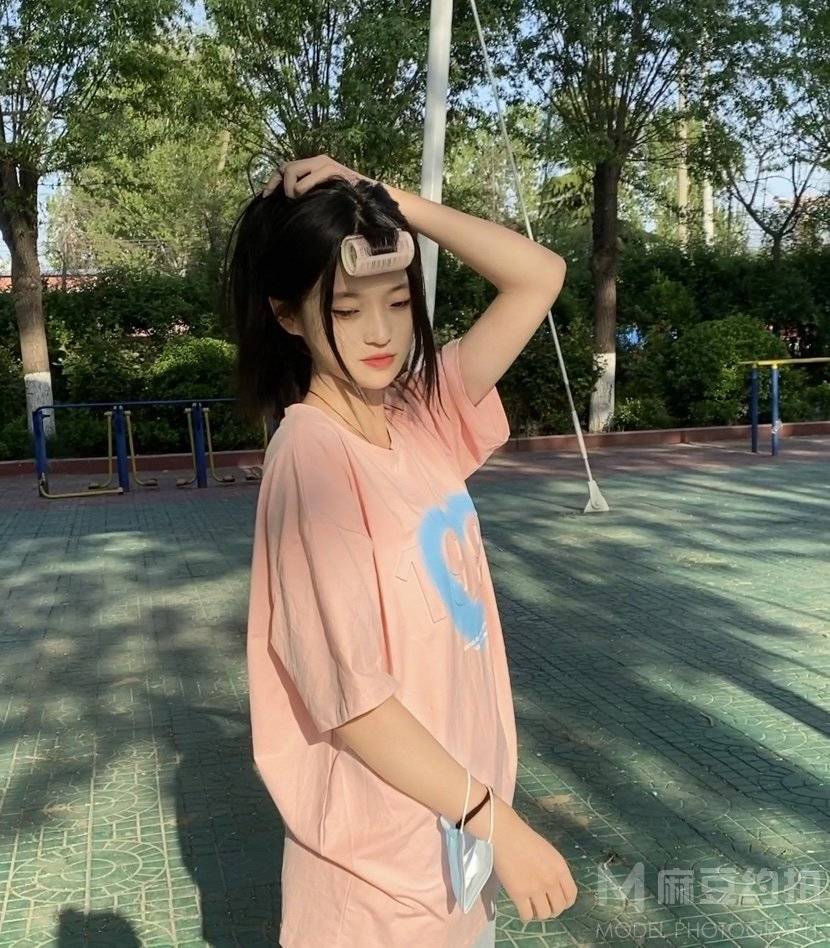 清新模特