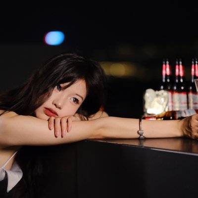 宝丽来模特