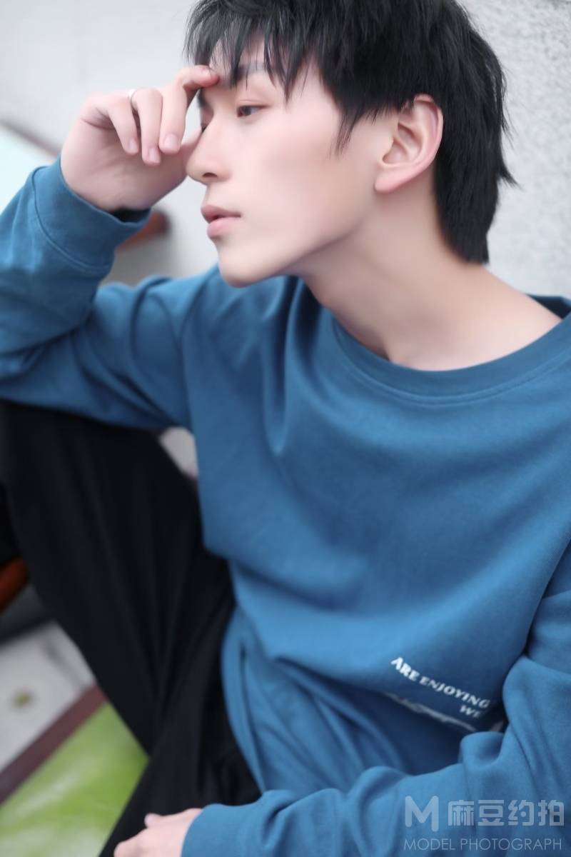 黑白模特