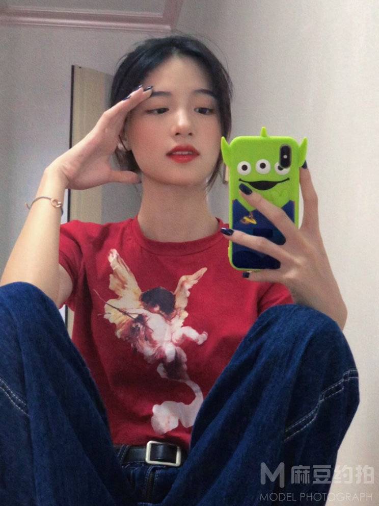 胶片模特