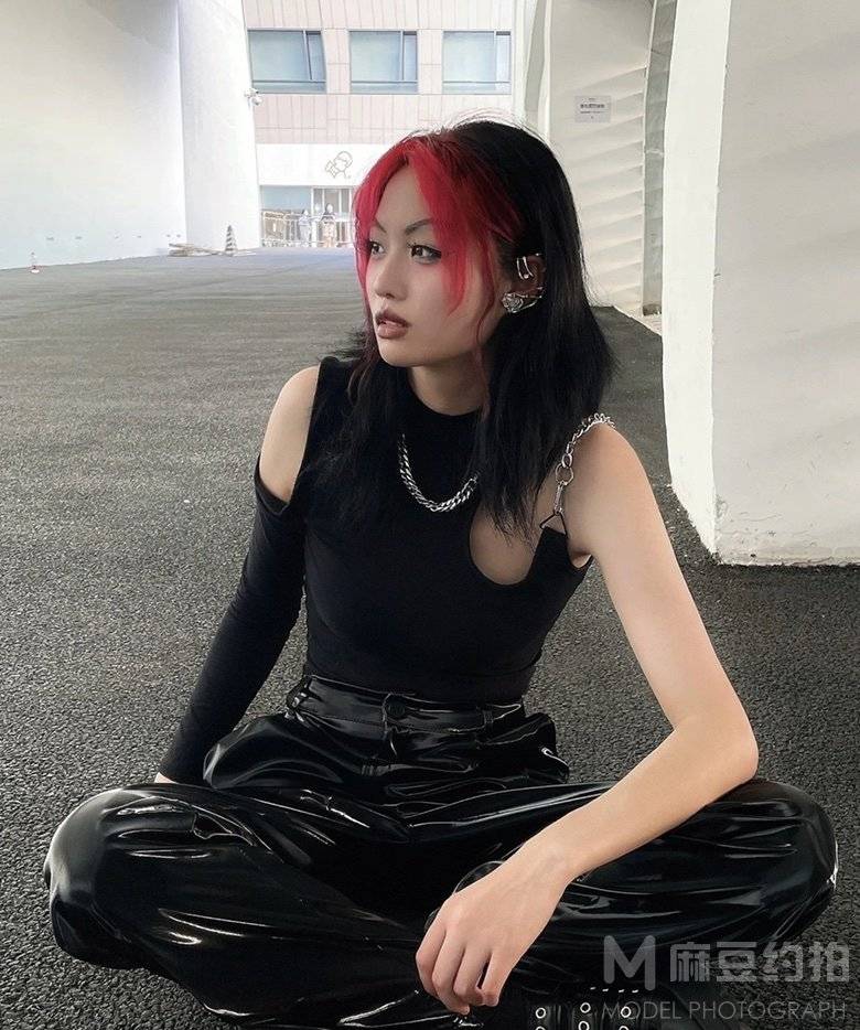 暗黑模特